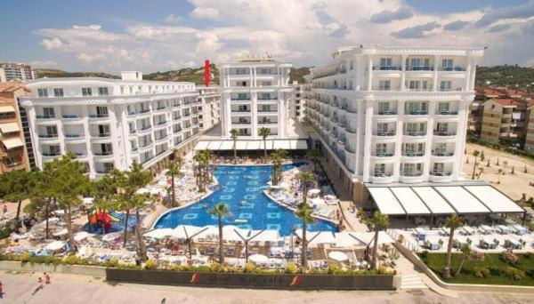 Kk Fafa Apartments Голем Екстериор снимка